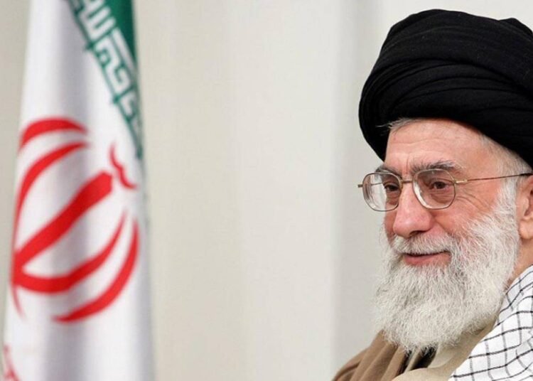 Última hora: Irán confirma la muerte de Ali Jameneí y promete una venganza total contra EE. UU. e Israel