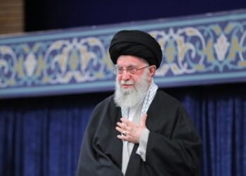 ¿Murió Ali Jameneí? La verdad tras los rumores de ataques de EE. UU. e Israel contra Irán