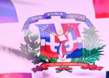 Yandel hace historia en Altos de Chavón con un épico concierto junto a la Sinfónica Nacional