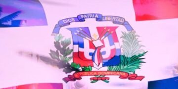 Yandel hace historia en Altos de Chavón con un épico concierto junto a la Sinfónica Nacional