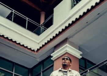 Átomo estrena Serendipia el nuevo EP de rap que redefine la escena actual