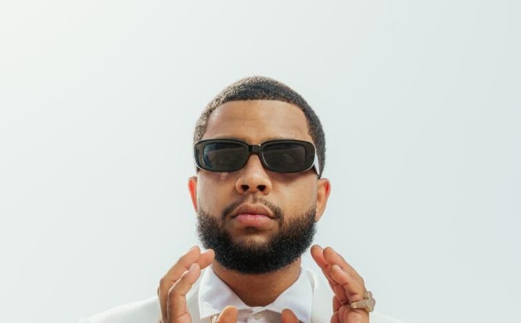 Jezzy hace historia al debutar en Billboard con el éxito Qué sensación remix