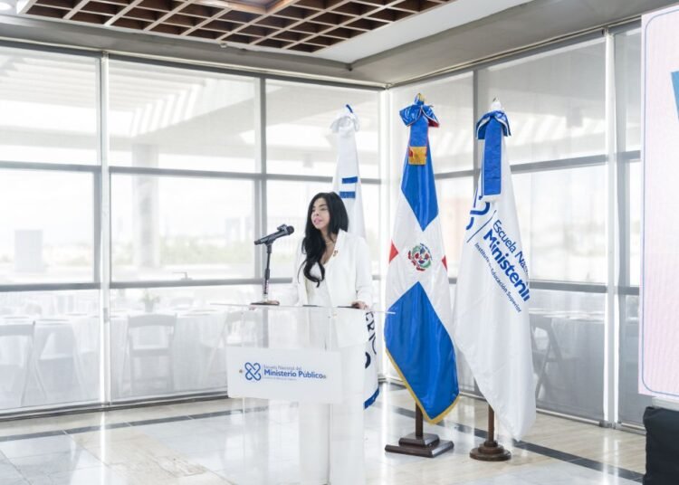 Yeni Berenice revela la fecha de inicio del nuevo protocolo de procesamiento de escenas de crimen