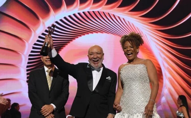 Jochy Santos: El ascenso del joven de Don Bosco a soberano de la comunicación dominicana