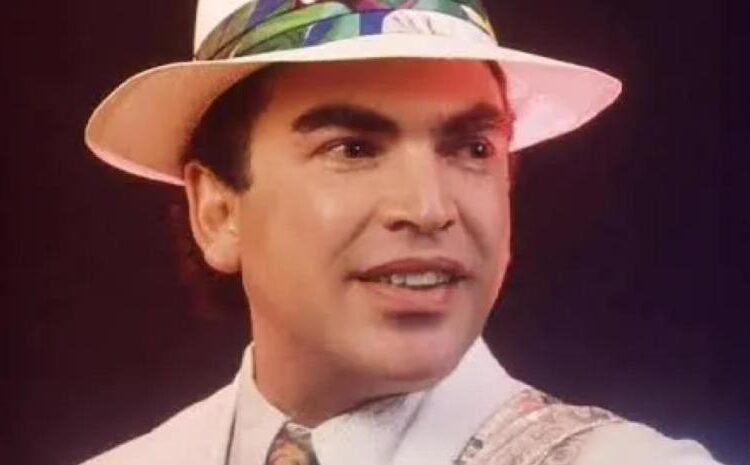 Reaparece el icónico vehículo de Dhario Primero en Santiago en medio de una intensa batalla legal