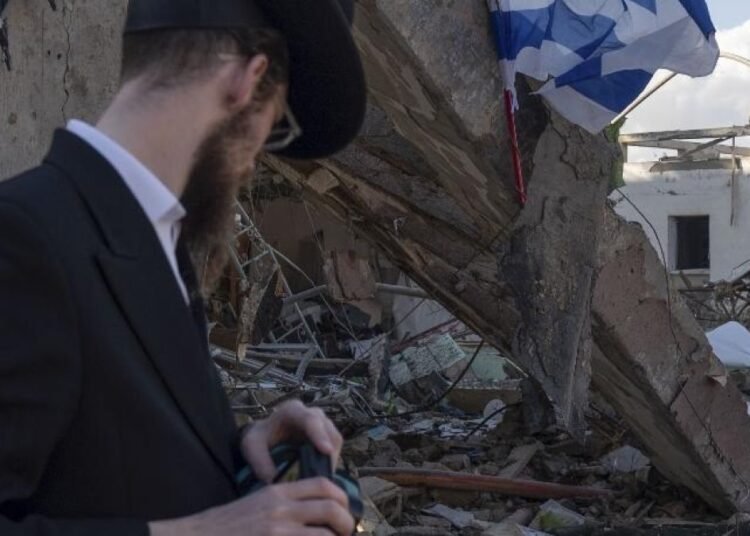 Escalada total en Medio Oriente: Intensos ataques sacuden Irán, Líbano e Israel