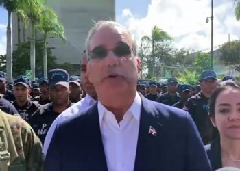 Abinader condena agresión de coronel en Los Mina: promete sanciones ejemplares tras video viral