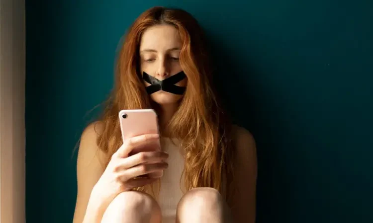 El impacto invisible de las redes sociales: cómo moldean tu realidad en secreto