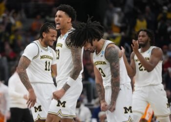 Yaxel Lendeborg imparable: lidera a Michigan al Final Four con una actuación histórica