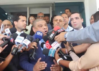 Batalla legal por tu sueldo: Oposición demanda la indexación salarial ante el Tribunal Constitucional