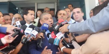 Batalla legal por tu sueldo: Oposición demanda la indexación salarial ante el Tribunal Constitucional