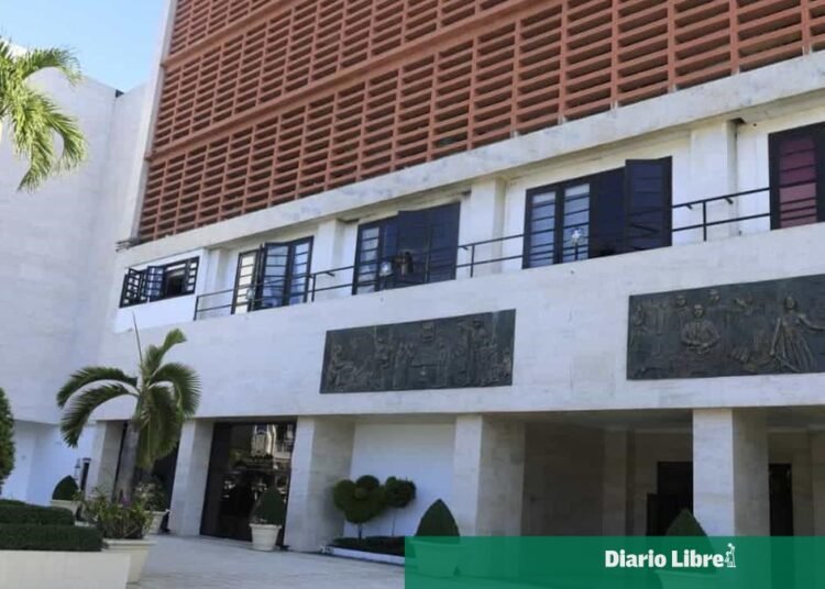 Congreso frena candidaturas independientes: el polémico proyecto que busca bloquearlas por ley