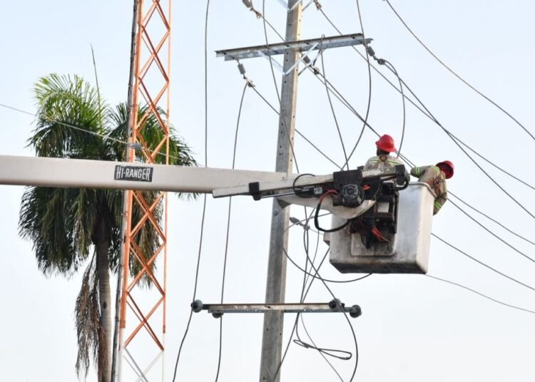 Apagón masivo en Boca Chica: más de 20 sectores permanecen sin luz y esta es la causa oficial