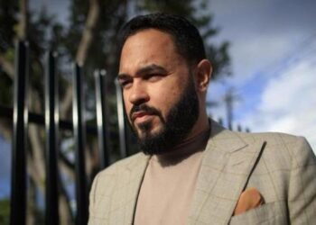 Raphy Pina enfrenta millonaria demanda tras grave accidente donde mujer perdió un dedo en su yate