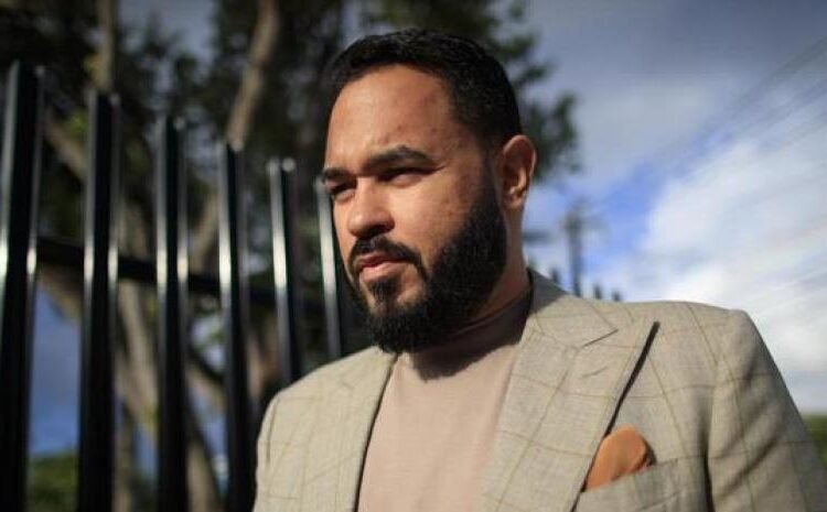 Raphy Pina enfrenta millonaria demanda tras grave accidente donde mujer perdió un dedo en su yate