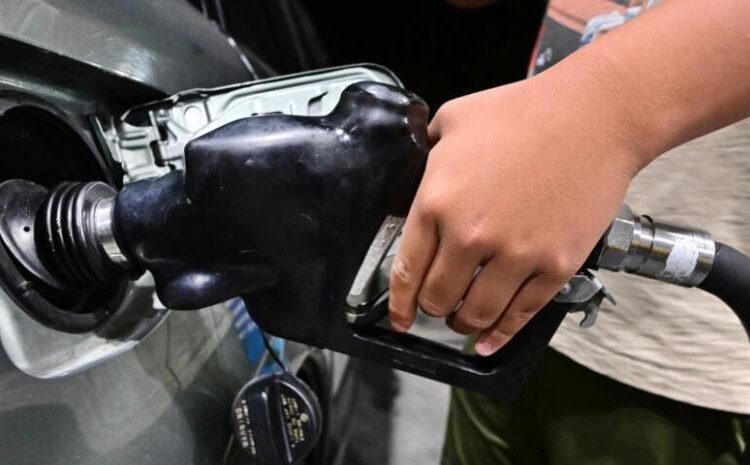 El petróleo se dispara y alcanza su precio más alto desde 2022