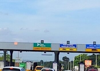 Éxodo masivo: más de 890 mil vehículos ya han cruzado los peajes en esta Semana Santa