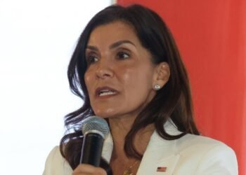 Caso visas: Embajadora Leah Campos destapa presunta red de corrupción de alto nivel