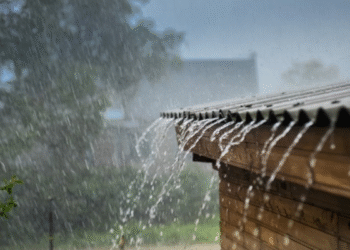 Alerta meteorológica: Dos vaguadas y un sistema frontal azotarán al país con lluvias intensas