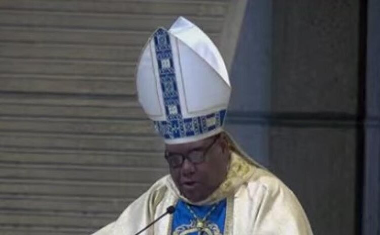 Monseñor Castro Marte lanza urgente advertencia a políticos y ciudadanos por Semana Santa