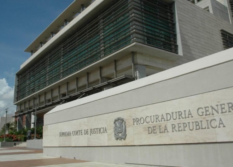 Cae presunta red de estafa y lavado: Ministerio Público presenta acusación formal
