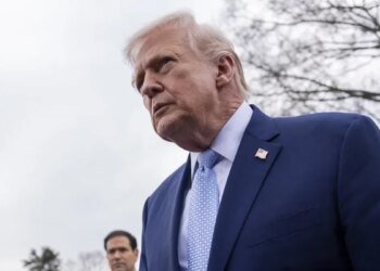 Trump desafía a Irán por el estrecho de Ormuz en medio de una creciente presión por el diálogo