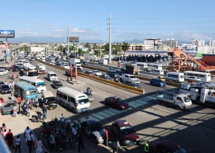 Éxodo histórico en Semana Santa: RD registra el mayor desplazamiento en 21 años con cifras millonarias