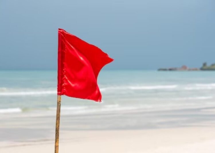 Cómo saber si una playa es segura o peligrosa: guía definitiva para bañistas