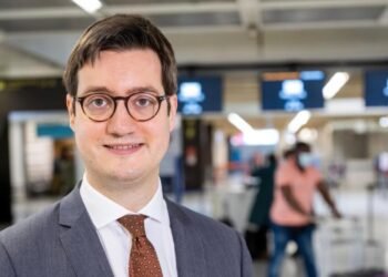 Cyril Girot asume la dirección general de Aerodom: los cambios clave que impactarán al sector aeroportuario