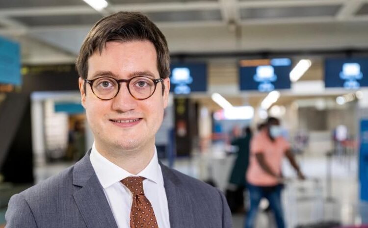 Cyril Girot asume la dirección general de Aerodom: los cambios clave que impactarán al sector aeroportuario