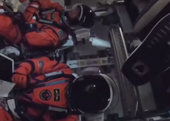 La canción que despertó a los astronautas en su primer día en la misión Orión