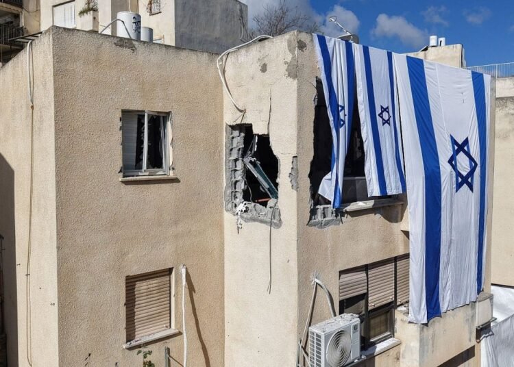 Israel y Líbano prolongan la tregua tres semanas ante la tensión por nuevos ataques de Hizbulá