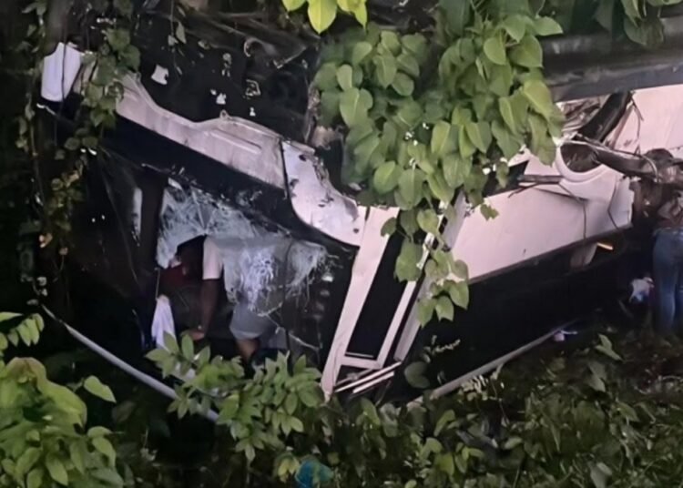 Tragedia en Autovía del Nordeste: 36 heridos tras grave accidente en peaje de Guaraguao