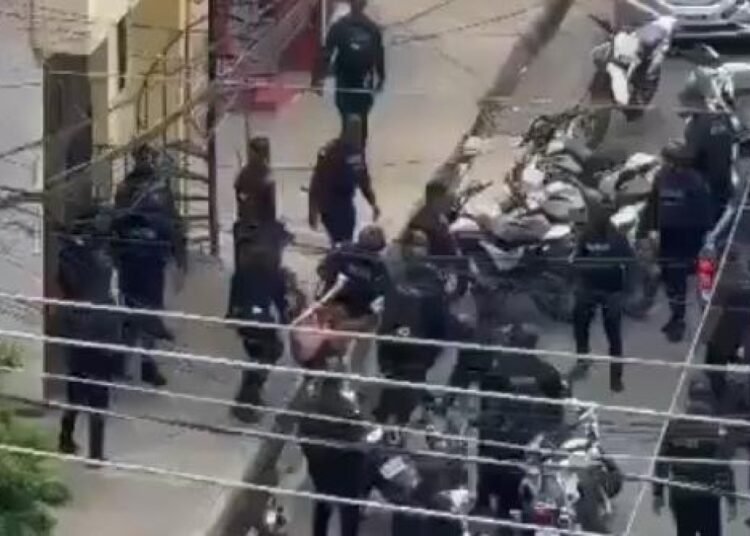 Familiares de Mandrake desmienten a la Policía sobre su versión de los hechos