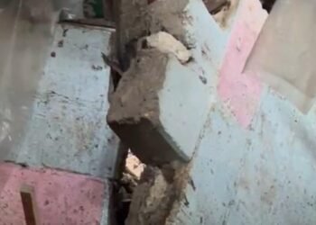 Caos en Los Alcarrizos: Captan momento exacto del derrumbe tras fuertes lluvias