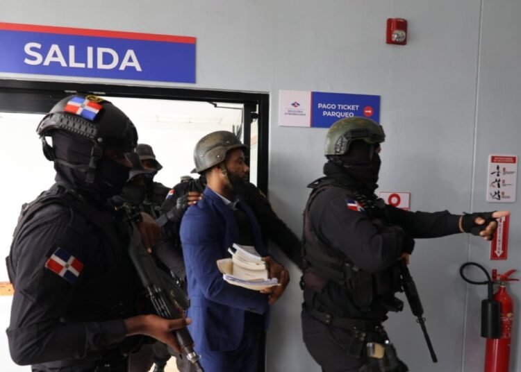 Aplazan nuevamente medida de coerción al fiscal Aurelio Valdez Alcántara en medio de alta expectativa