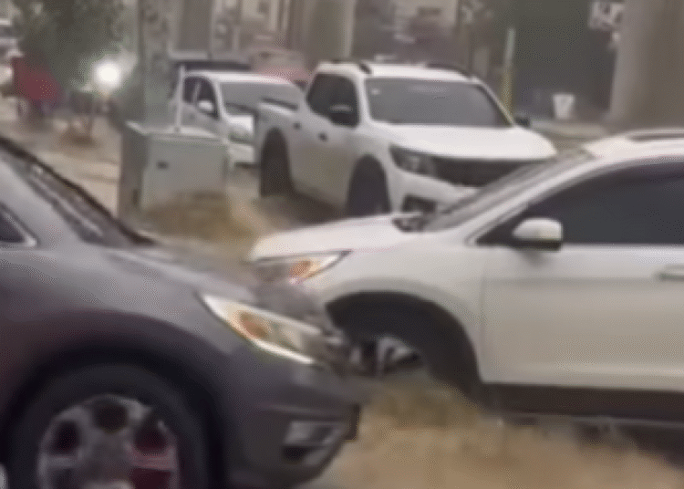 Caos por inundaciones en Santiago y el Cibao: ciudades bajo el agua tras intensas lluvias