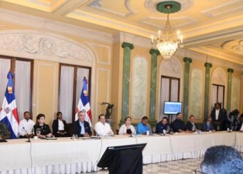 Abinader ordena prioridad absoluta: salvar vidas y proteger propiedades ante las lluvias