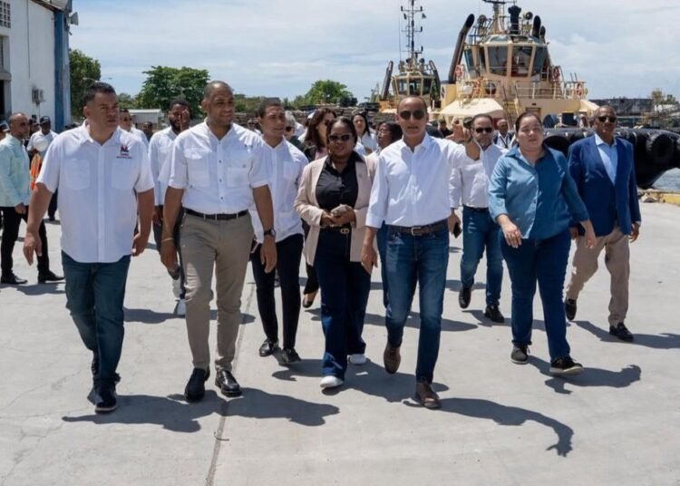 Raymundo Ortiz lidera plan para conectar a San Pedro de Macorís con Puerto Rico mediante nueva ruta marítima