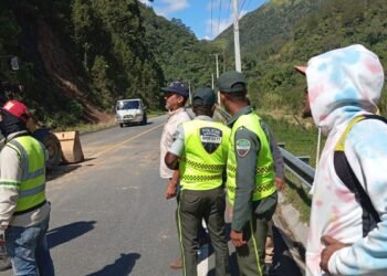 Cierre en Ocoa: Deslizamiento bloquea vía y habilitan ruta alterna en Rancho Arriba