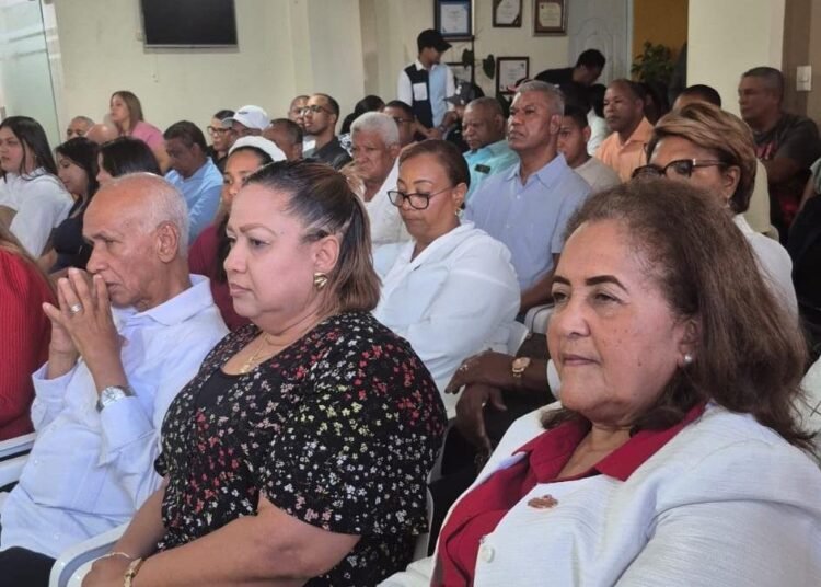 Sánchez Ramírez anuncia megaproyecto: nuevos cementerios y transformación total del Parque Duarte