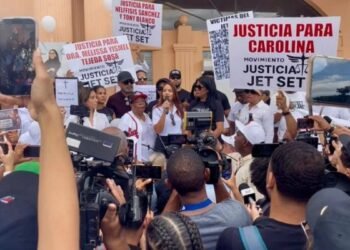 Exigen justicia frente al Palacio: piden reclasificar homicidio en caso Jet Set