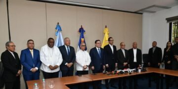 Gobierno y Episcopado en diálogo clave por el impacto del conflicto en Medio Oriente