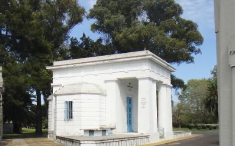 Último adiós a Luis Brandoni: sus restos descansan en el Panteón de Actores de Buenos Aires