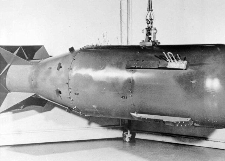 Las 7 armas más devastadoras de la historia y cómo cambiaron el destino de la humanidad