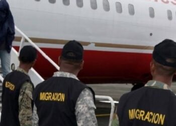 EEUU deporta a 72 dominicanos tras cumplir condenas en su territorio