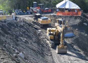 Obras Públicas acelera la reconstrucción tras el derrumbe en la carretera Ocoa-Cruce de Ocoa