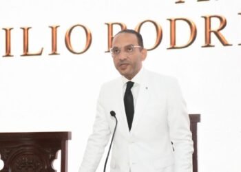 Giancarlo Vega asume la presidencia del Concejo de Regidores del DN con un enfoque técnico y renovador