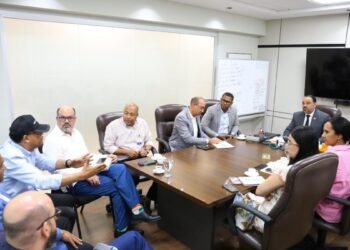 Transporte y Defensor del Pueblo pactan mejoras clave en el corredor Núñez de Cáceres