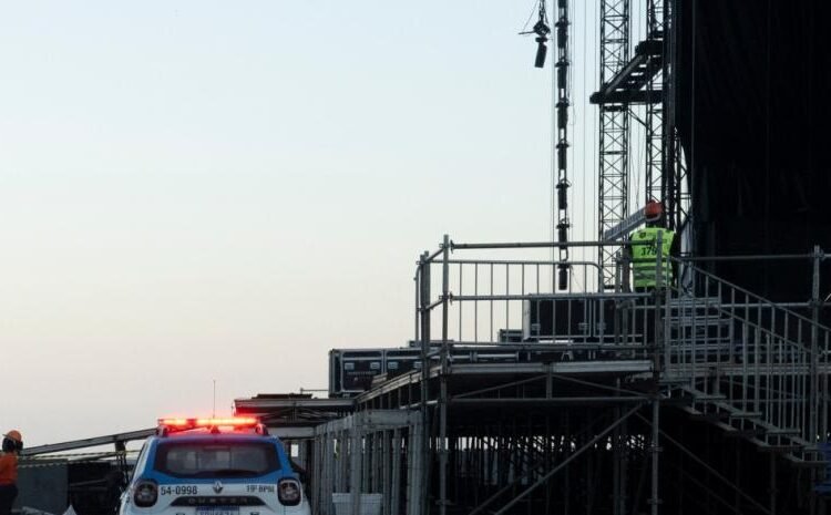 Tragedia en el montaje del show de Shakira en Río: muere un trabajador durante los preparativos